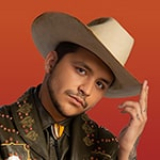 Escuchar Canciones de Christian Nodal