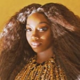 Escuchar Canciones de Estelle