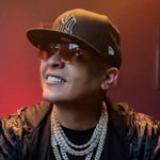 Escuchar Canciones de Darell