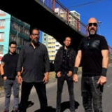Escuchar Canciones de Dolores Delirio