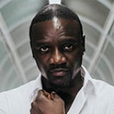 Escuchar Canciones de Akon