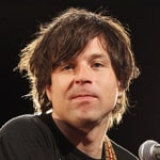 Escuchar Canciones de Ryan Adams